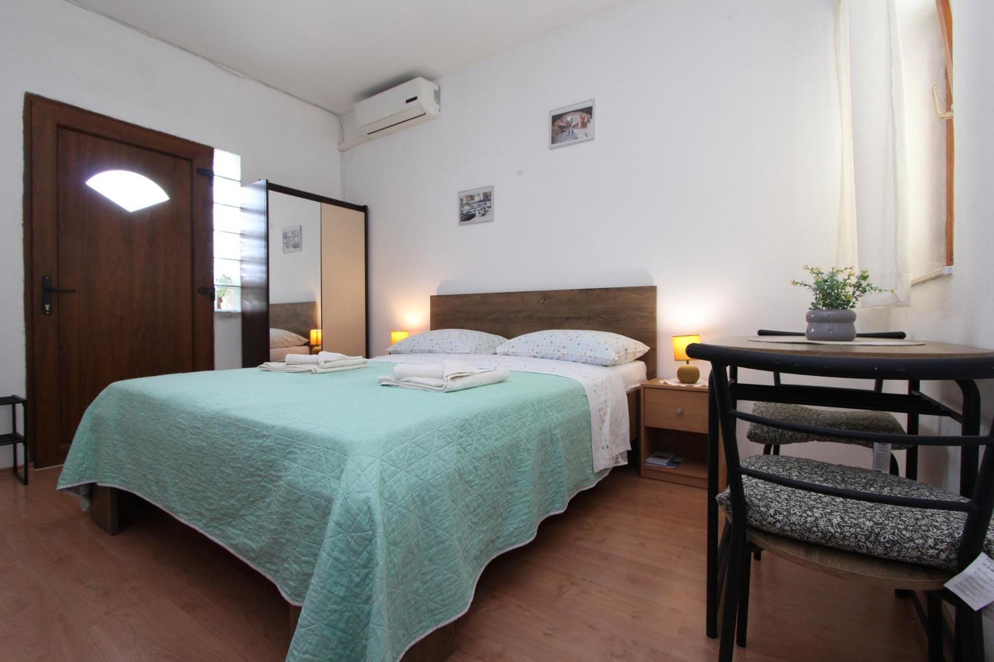 Apartments Antolovic Ρόβινι Εξωτερικό φωτογραφία