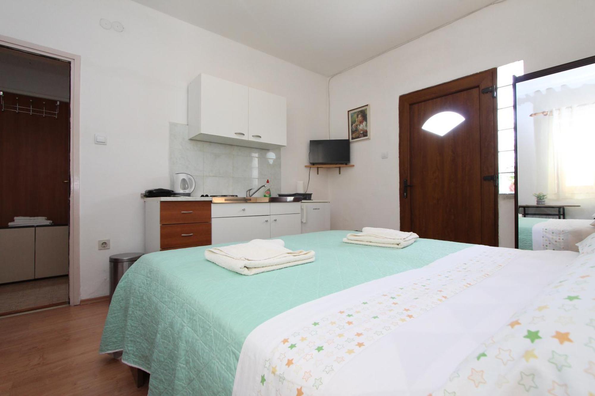Apartments Antolovic Ρόβινι Εξωτερικό φωτογραφία