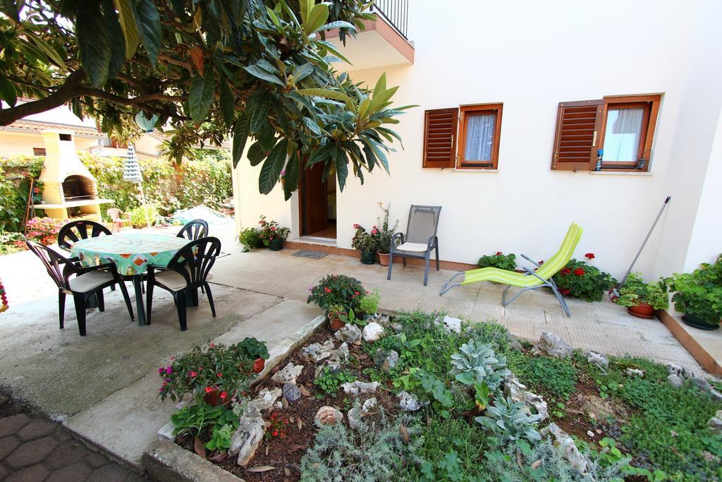 Apartments Antolovic Ρόβινι Δωμάτιο φωτογραφία
