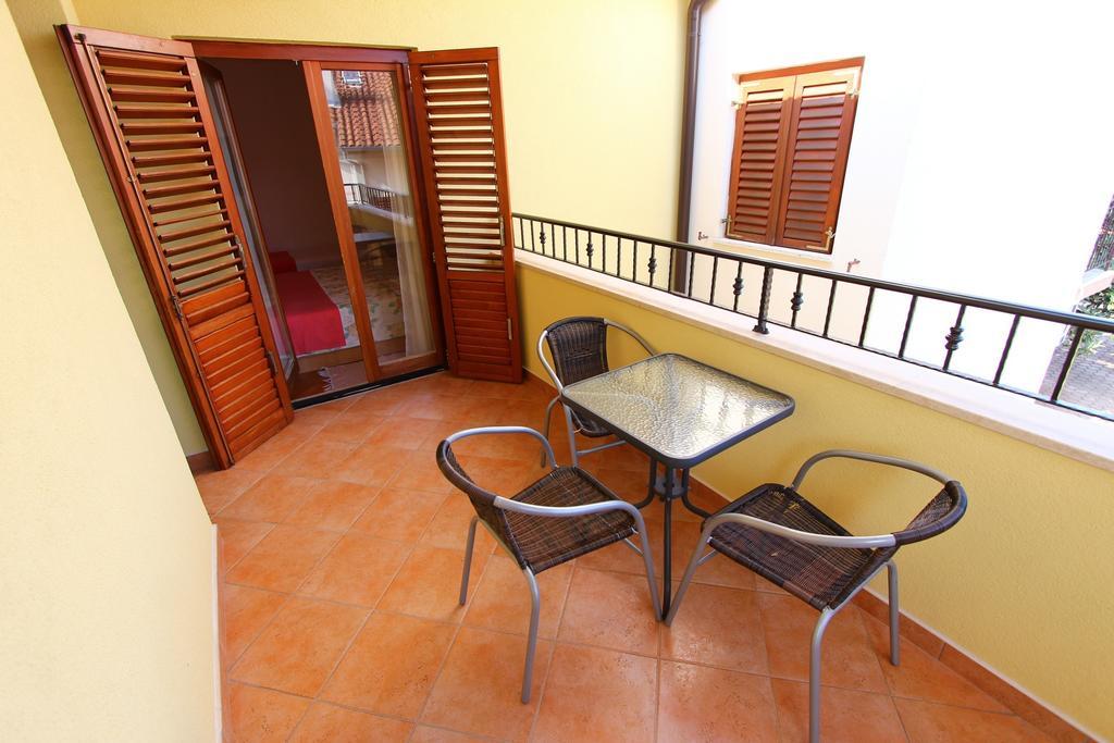 Apartments Antolovic Ρόβινι Δωμάτιο φωτογραφία